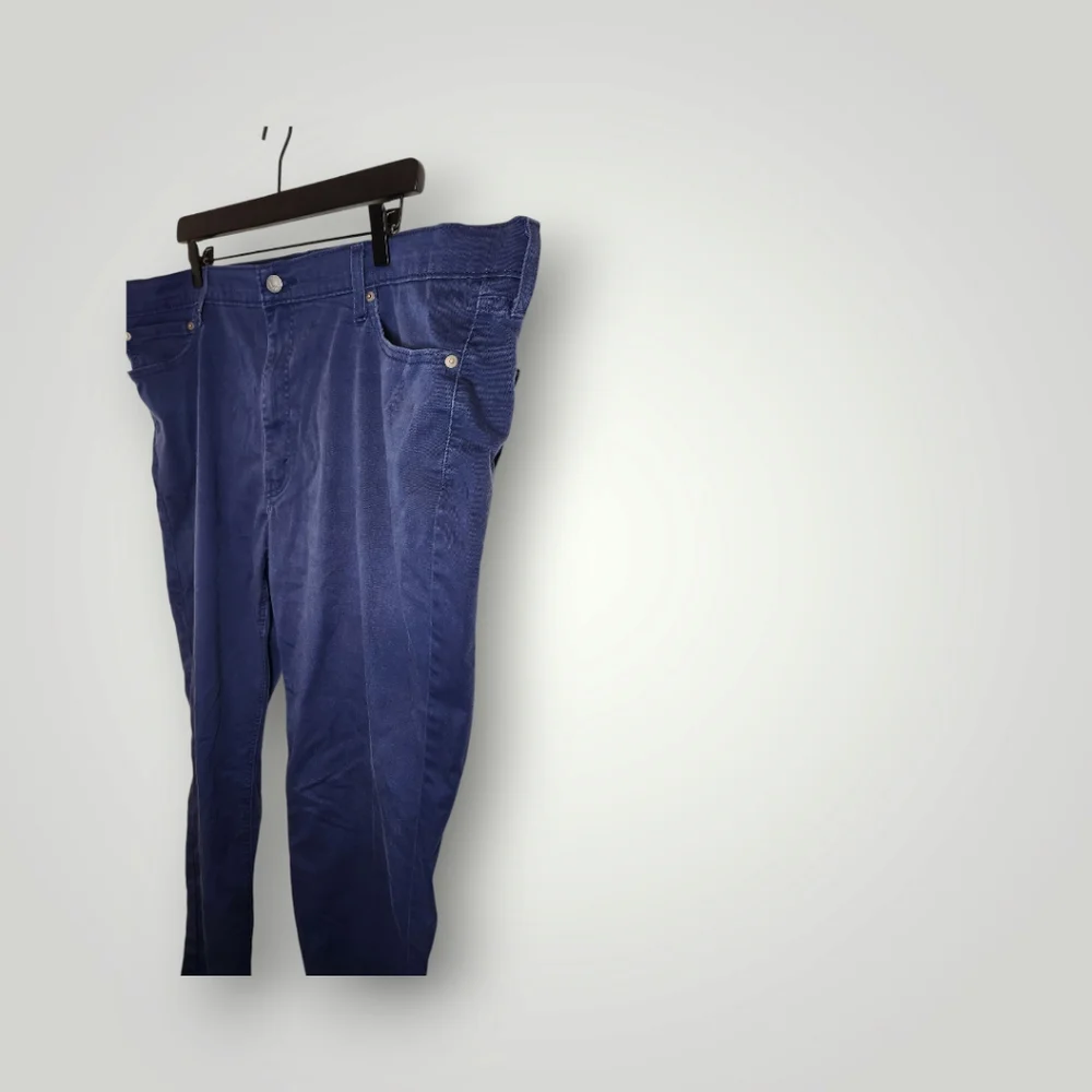 Levi's 541 blue all season tech slack pants w 42 L 34